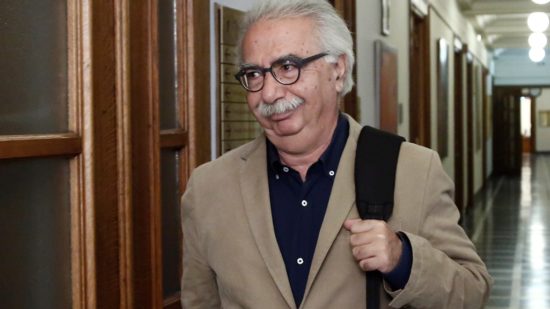 Πυρ ομαδόν από την αντιπολίτευση για την απαλλαγή Γαβρόγλου από το στρατό