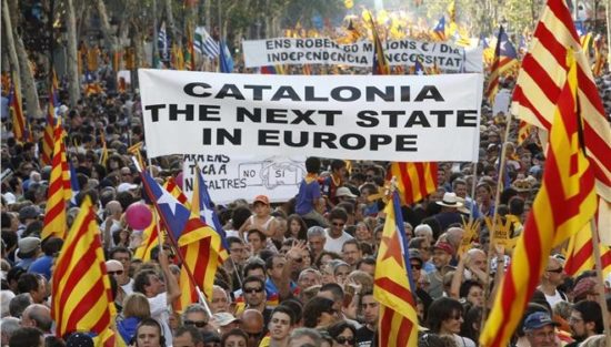 Ποινική έρευνα εναντίον 700 δημάρχων στην Καταλονία