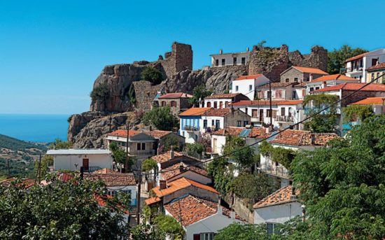 Τέταρτο πλοίο στη Σαμοθράκη προανήγγειλε ο Κουρουμπλής