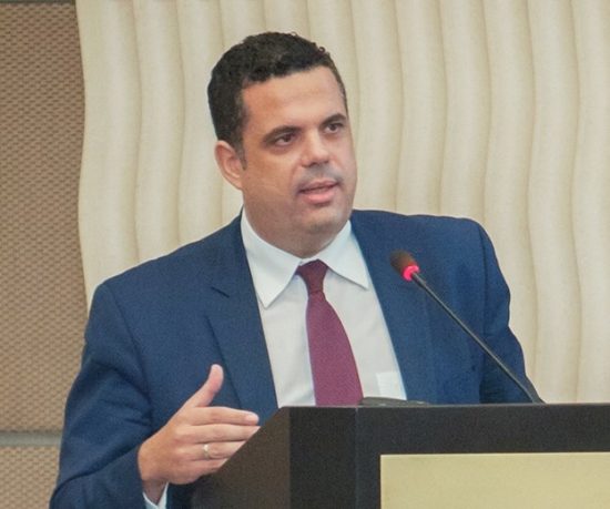 Διαφωνεί κι αφήνει αιχμές εναντίον του Ν. Αλιβιζάτου ο Αλ. Πόντας