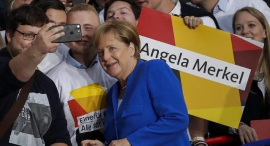 Βέβαιη νικήτρια η Μέρκελ, «αγκάθι» η εθνικιστική δεξιά