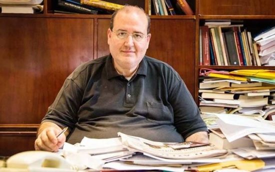 Ο Φίλης πήρε τ’ όπλο του: «Ύβρις, το ότι όλα έγιναν σωστά»