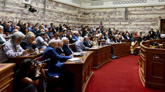 Με την… τρίτη πέρασαν τα μεσάνυχτα την ύποπτη «τροπολογία» για την διαγραφή φόρου υπεραξίας επιχειρήσεων