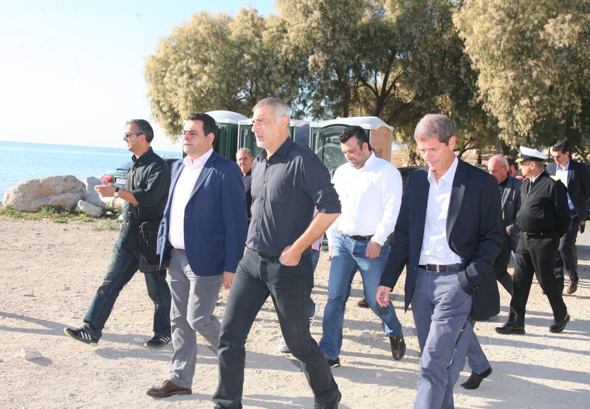 Ο Δήμαρχος Πειραιά κ. Γιάννης Μώραλης με τον Υφυπουργό Ναυτιλίας και Νησιωτικής Πολιτικής κ. Νεκτάριο Σαντορινιό