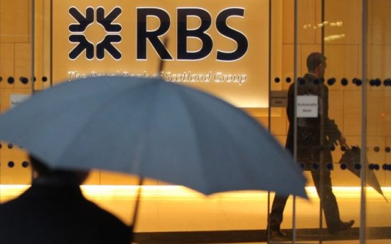 RBS: Καλύτερα των προβλέψεων τα κέρδη γ’ τριμήνου