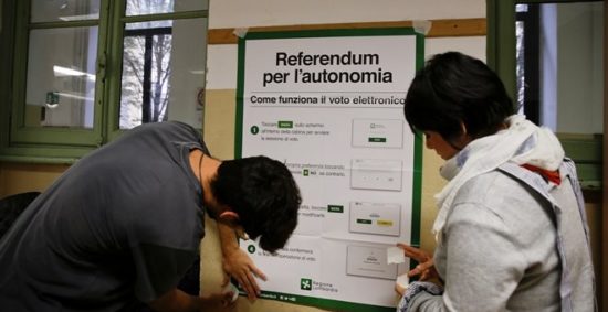 Έτοιμη για διαπραγμάτευση η Ρώμη μετά το δημοψήφισμα σε Βένετο και Λομβαρδία