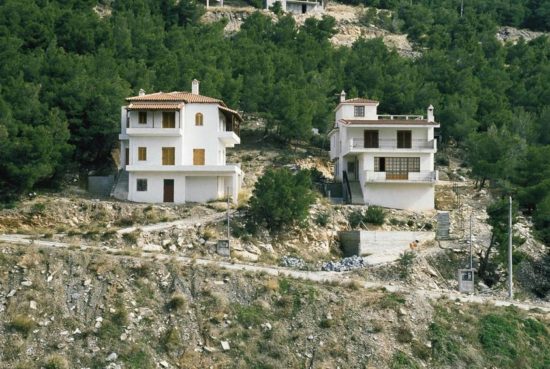 Βαθύ το ρήγμα στην περιβαλλοντική νομοθεσία