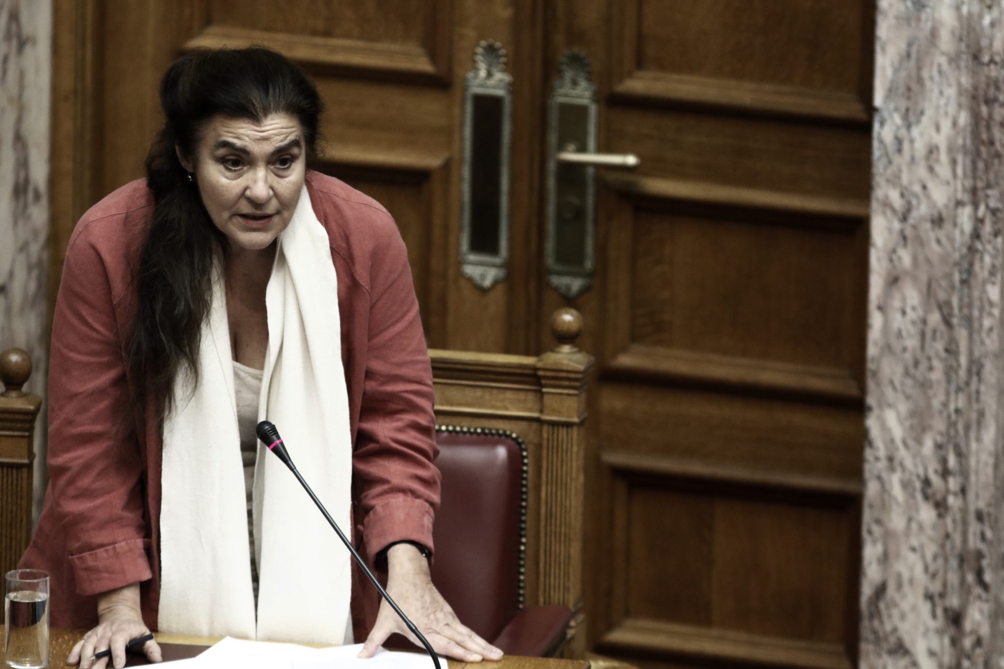 Ελληνικό: Υπέγραψε η Κονιόρδου για την κήρυξη αρχαιολογικού χώρου