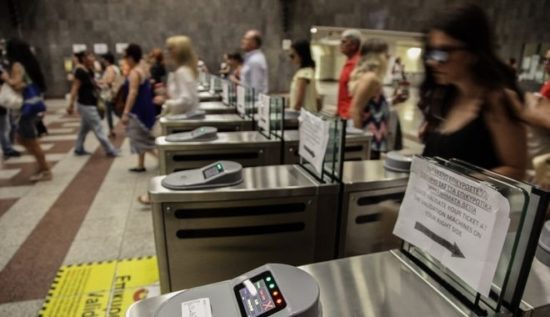 Οδηγός… επιβίωσης για τις μετακινήσεις με ηλεκτρονικό εισιτήριο