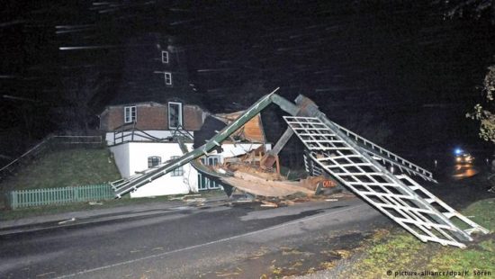 Τουλάχιστον πέντε νεκροί από σφοδρή καταιγίδα στην κεντρική Ευρώπη