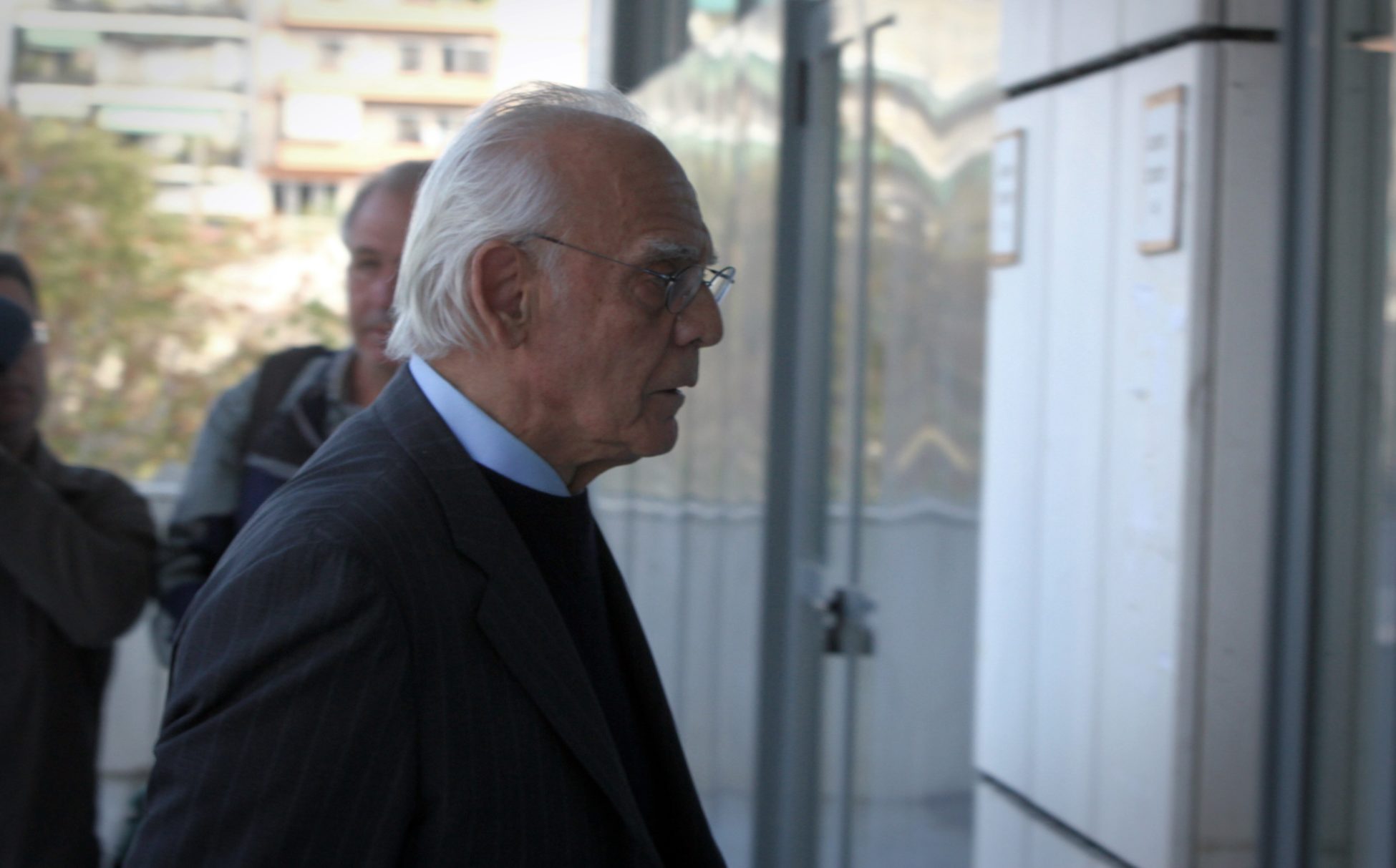 Να μην αναγνωριστούν ελαφρυντικά σε Τσοχατζόπουλο και Σμπώκο ζήτησε η εισαγγελέας