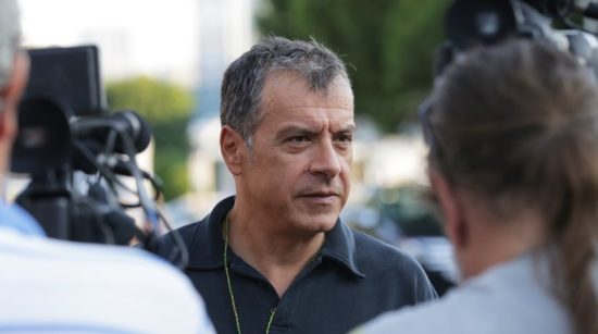 Θεοδωράκης: Ο αγώνας για να αλλάξουμε τη χώρα συνεχίζεται