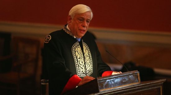 Επίτιμος καθηγητής του Πανεπιστημίου Αθηνών o Προκόπης Παυλόπουλος