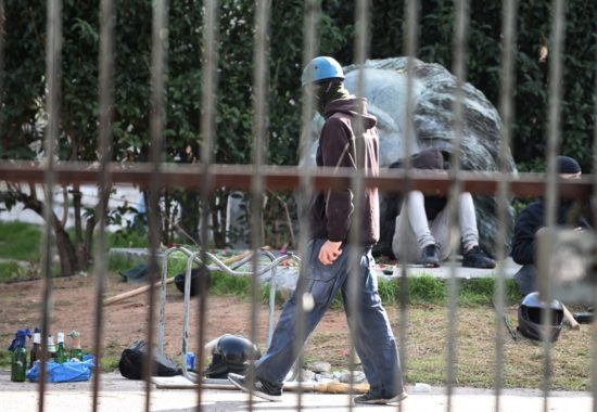 Υπό κατάληψη το Πολυτεχνείο: Ζητούν «πολεμοφόδια» για συγκρούσεις