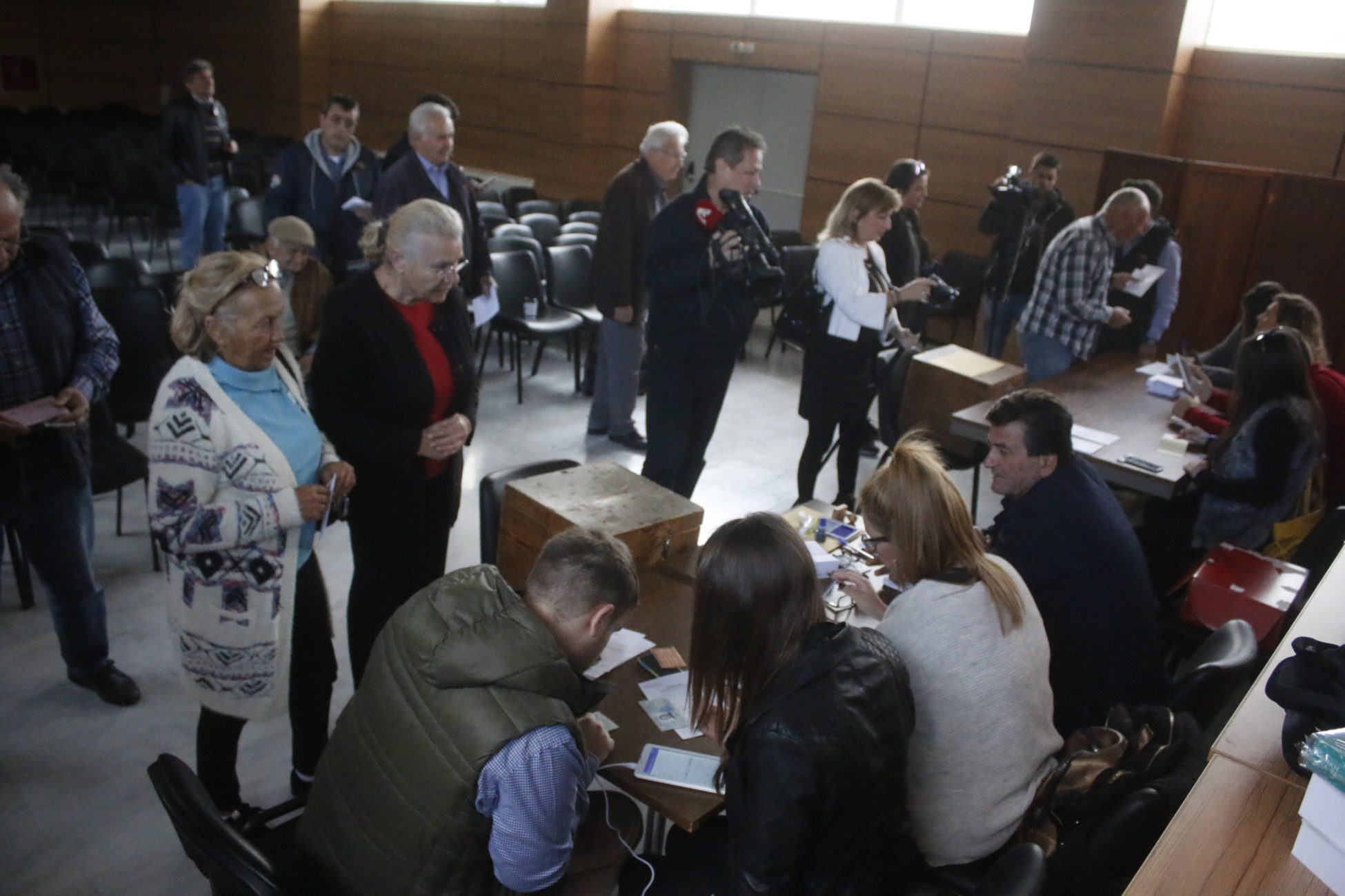 Στους 210.264 έφτασαν οι πολίτες που ψήφισαν για ηγεσία στην κεντροαριστερά