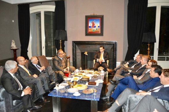 Συνάντηση του σεΐχη του Μπαχρέιν με Έλληνες εφοπλιστές και επιχειρηματίες για επενδύσεις