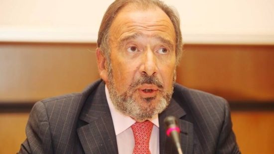 Εισαγγελέας: Να δικαστεί ο Μαρτίνης για τα δωρεάν νοσήλια στο «Ερρίκος Ντυνάν»