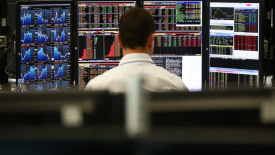 Υποτιμητική κερδοσκοπία: Σορτάρουν την πιο φθηνή αγορά