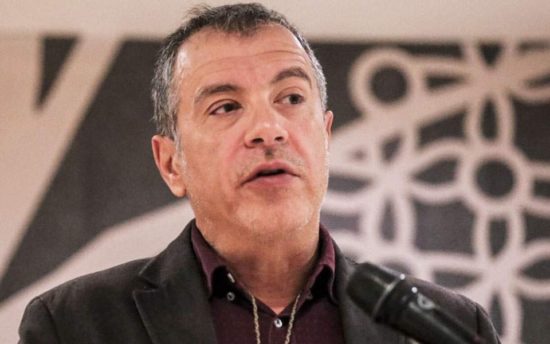 Θεοδωράκης: Να δώσουμε απάντηση στον αυταρχισμό και τον λαϊκισμό της κυβέρνησης