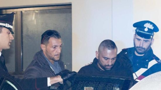 Ιταλία: Πορεία κατά του οργανωμένου εγκλήματος στην πόλη που τραυματίστηκε δημοσιογράφος