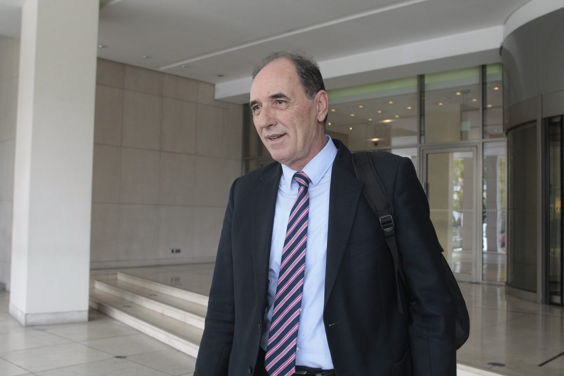 Πόθεν έσχες: Εισοδήματα σχεδόν 76.000 ευρώ για τον Γιώργο Σταθάκη