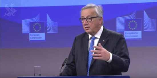Γιούνκερ: Φυσικά θα συνεργαστώ με τον Κουρτς, εδώ συνεργάζομαι με τον ακροδεξιό εταίρο του Τσίπρα