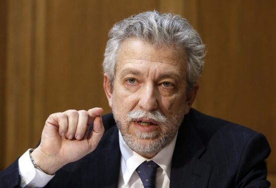 Στ. Κοντονής: Καμία λαϊκή κατοικία δεν θα εκπλειστηριαστεί