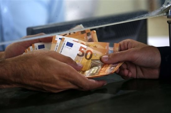 Μόνο το 42% των αιτήσεων για το Κοινωνικό Μέρισμα εγκρίνεται