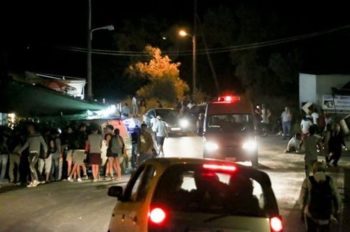 Εκτός ελέγχου η Μόρια: Συγκρούσεις με δέκα τραυματίες στον καταυλισμό προσφύγων