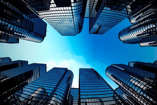 Η δικαστική επίλυση διαφορών, μπορεί να κοστίσει στις ευρωπαϊκές τράπεζες μέχρι 100 δισ. δολάρια