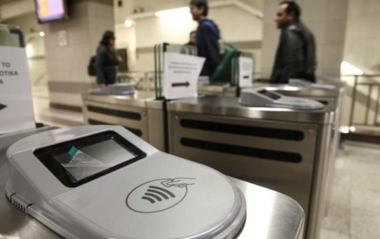 Σπίρτζης: Τέλη Φεβρουαρίου κλείνουν οι μπάρες στα μηχανήματα των εισιτηρίων