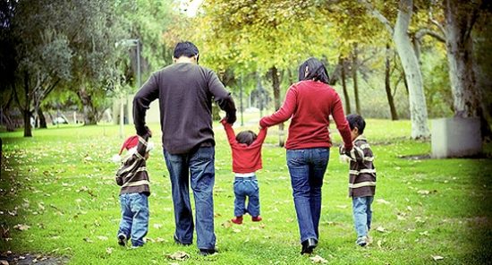 ΡΕΥΜΑ: Παρέμβαση στη συζήτηση του πολυνομοσχεδίου, για στήριξη της οικογένειας