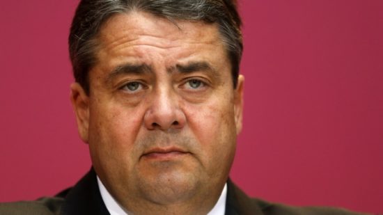 Γκάμπριελ: Ο Μακρόν αποτελεί «ιστορική ευκαιρία» για την Ευρώπη