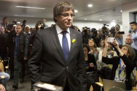 Πουτζδεμόν: «Η επιστροφή μου θα είναι προς όφελος της Ισπανίας»