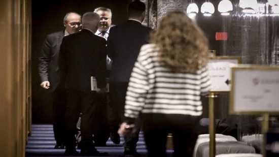 Τι συζήτησαν Κοτζιάς-Σκοπιανός ΥΠΕΞ στο μυστικό ραντεβού των 3,5 ωρών