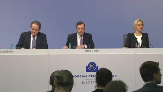 Ντράγκι: Πηγή ανησυχίας η μεταβλητότητα στο ευρώ