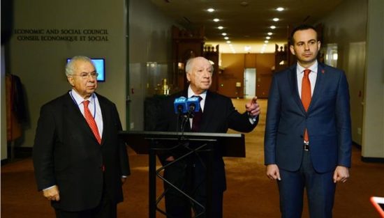 Σκόπια: Πλήρης διάσταση μεταξύ κυβέρνησης και διαπραγματευτή για το όνομα