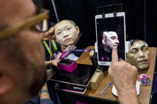 Γεμάτη ρομπότ κι αυτοματοποιημένες υπηρεσίες, η μεγαλύτερη τεχνολογική έκθεση του κόσμου (φωτο)