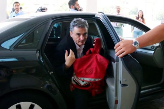 Με αφορολόγητο από το 2019 ο νέος γύρος διαπραγματεύσεων