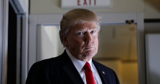 Ο Τραμπ θα δημοσιεύσει έγγραφο που «καίει» το FBI