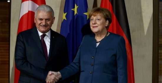 Γερμανία: Στη Μέρκελ ο Γιλντιρίμ