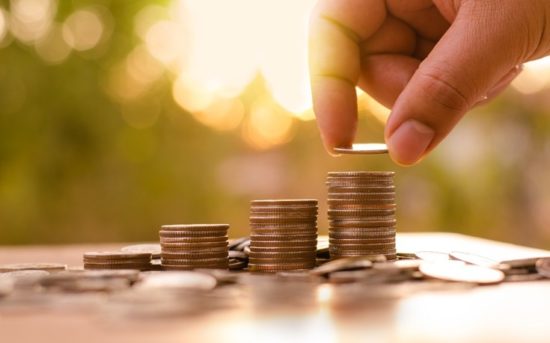 Με φόρο 10% «καθάρισαν» όσοι μπήκαν στη ρύθμιση για «μαύρο χρήμα»