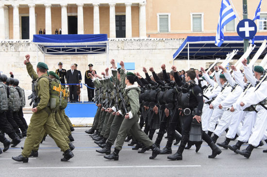 Καιρός: Παρέλαση με «γεύση» καλοκαιριού – Επιδείνωση από τη Δευτέρα