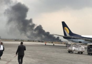 Συντριβή αεροσκάφους στο Κατμαντού – Διασώθηκαν 17 επιβάτες