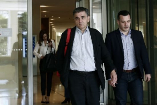 Αναχώρησαν με ανοιχτούς λογαριασμούς οι θεσμοί