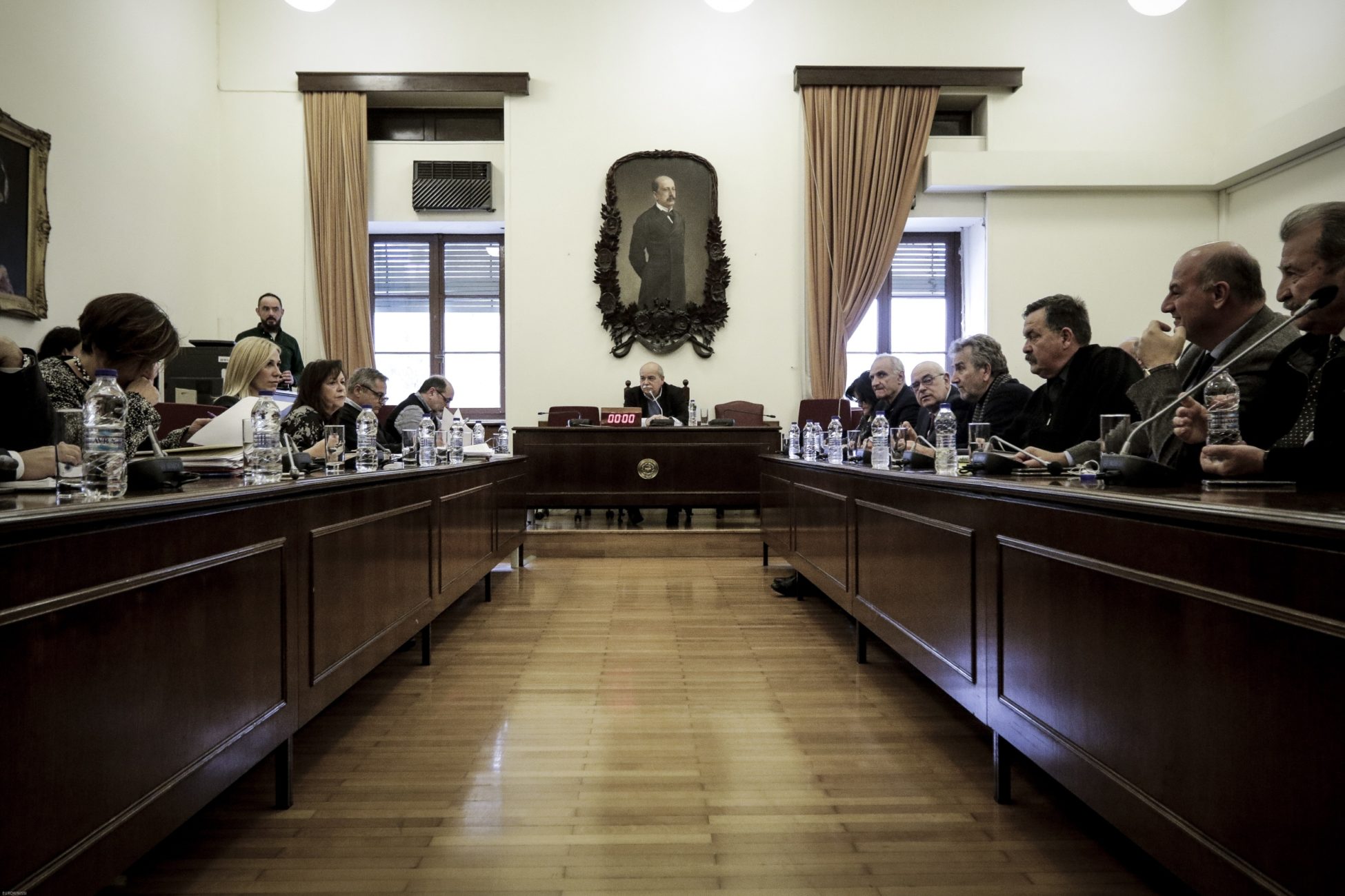 Κοινό μέτωπο αντιπολίτευσης στην υπόθεση Novartis: Αποχώρησε από την προανακριτική