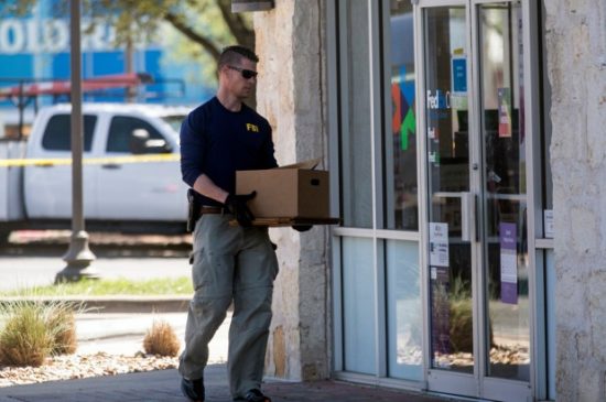 ΗΠΑ: Νεκρός ο ύποπτος για τα πακέτα βόμβες που συγκλόνισαν το Τέξας