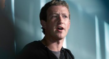 Ζούκερμπεργκ: Το Facebook «έκανε λάθη» στην υπόθεση της Cambridge Analytica