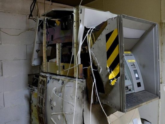 Εκρήξεις σε δύο ΑΤΜ σε Σαρωνίδα και Ίλιον