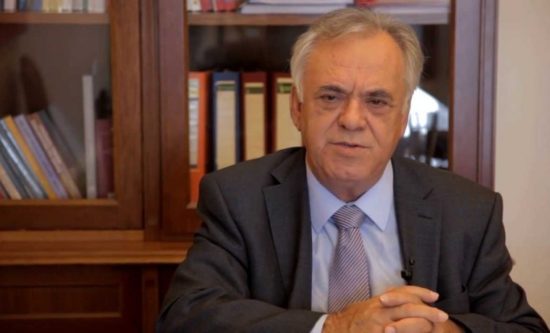 Δραγασάκης: Με το σχέδιο ανασυγκρότησης θα κλείσει η συζήτηση για «καθαρή» ή «μη καθαρή» έξοδο
